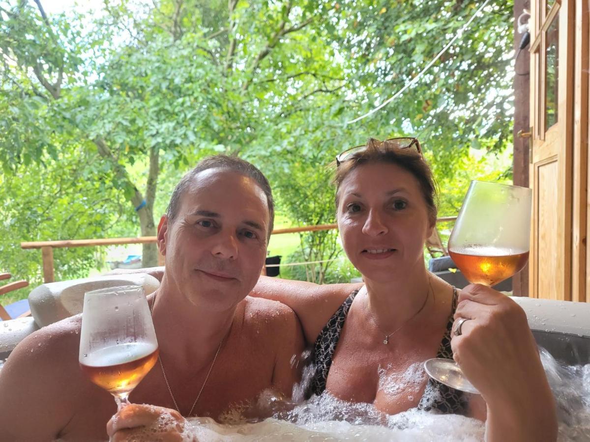 Miramont Horse Trekking Hostel Saicourt Zewnętrze zdjęcie