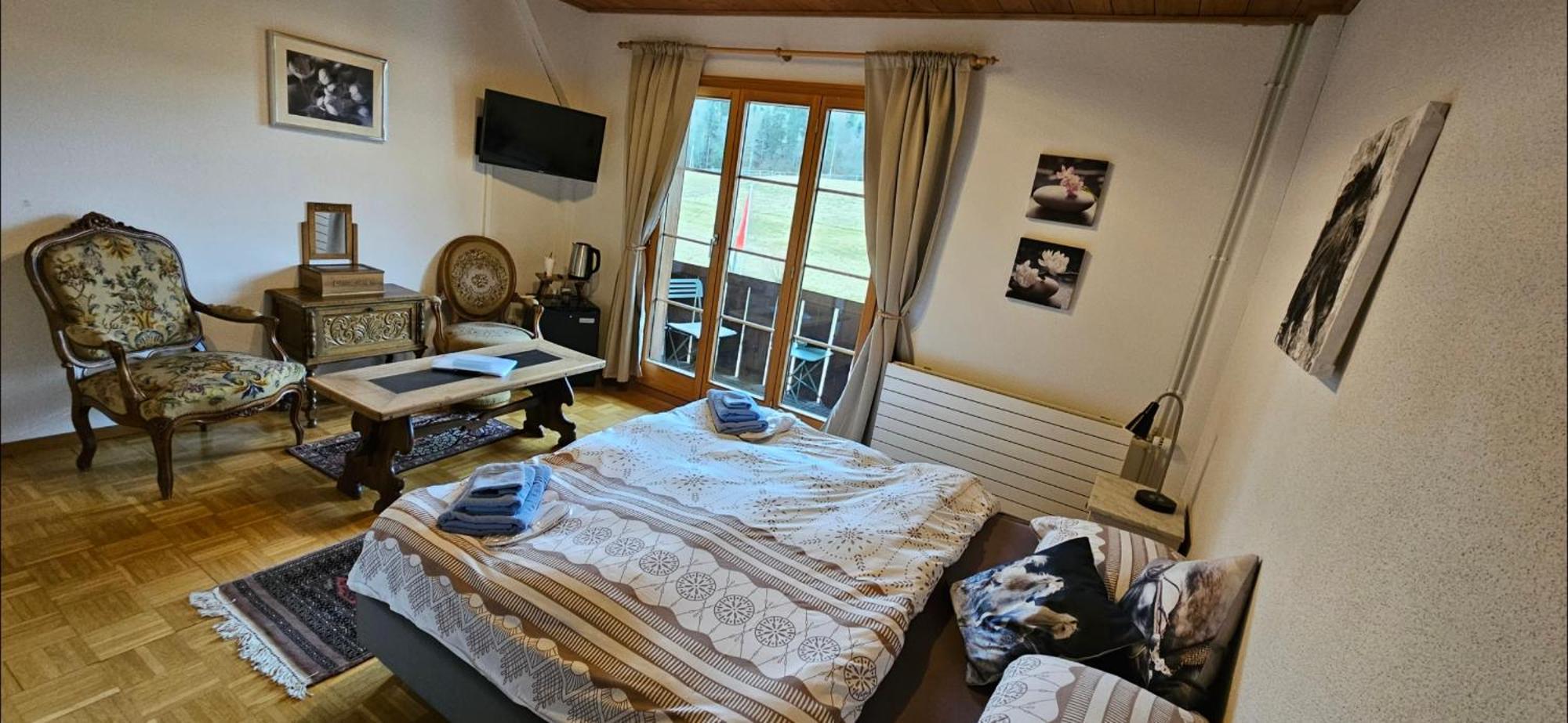 Miramont Horse Trekking Hostel Saicourt Zewnętrze zdjęcie